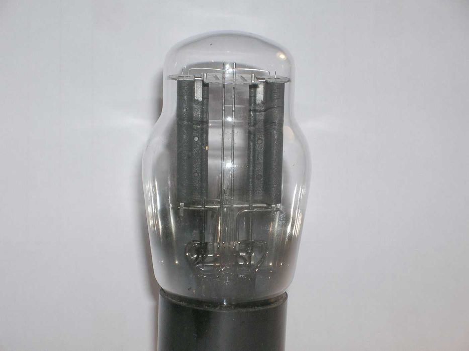 80 válvula electrónica rectificadora RCA, nova de stock antigo.