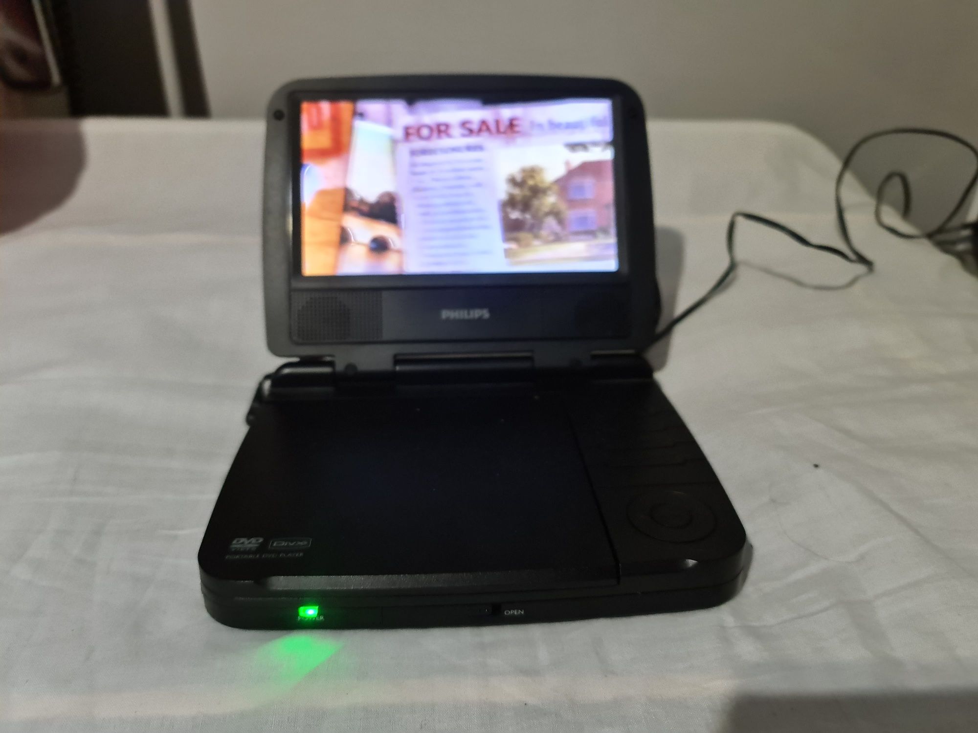 Philips Portable DVD Plajer plus 16 bajek