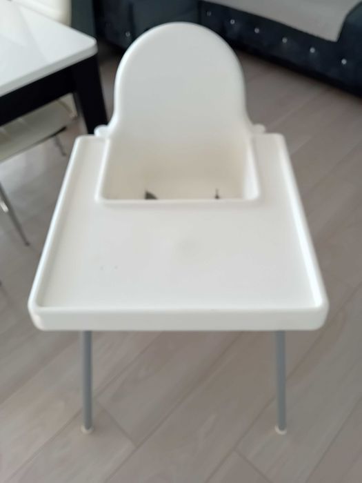 Krzeslo do karmienia dziecka