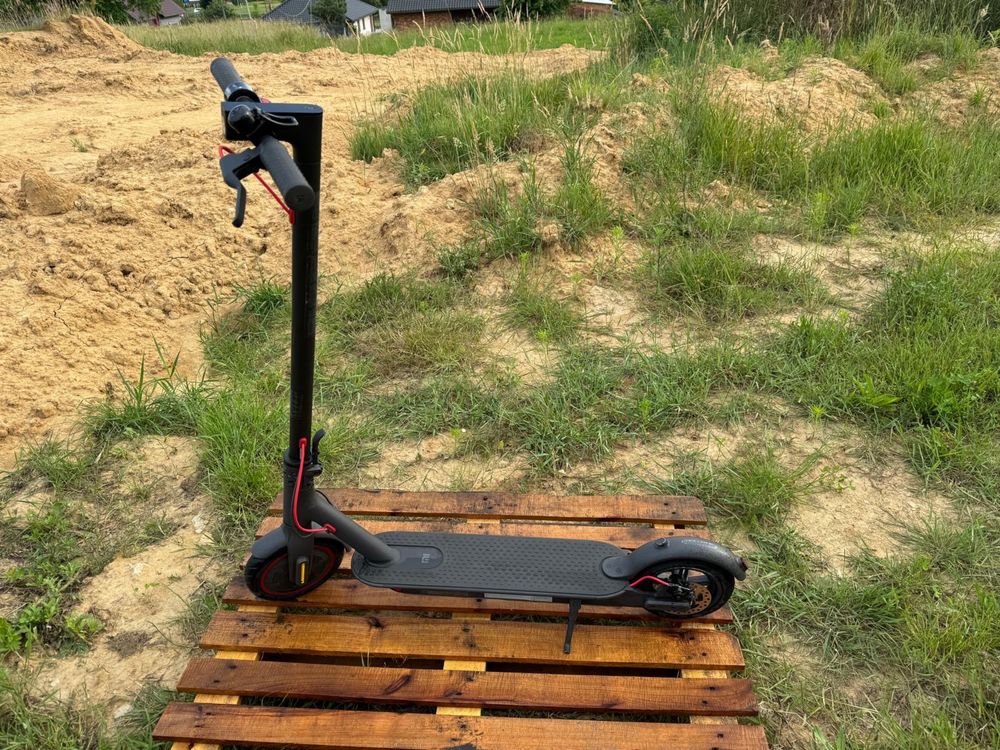 Hulajnoga elektryczna Xiaomi Mi PRO 2 300W 45km