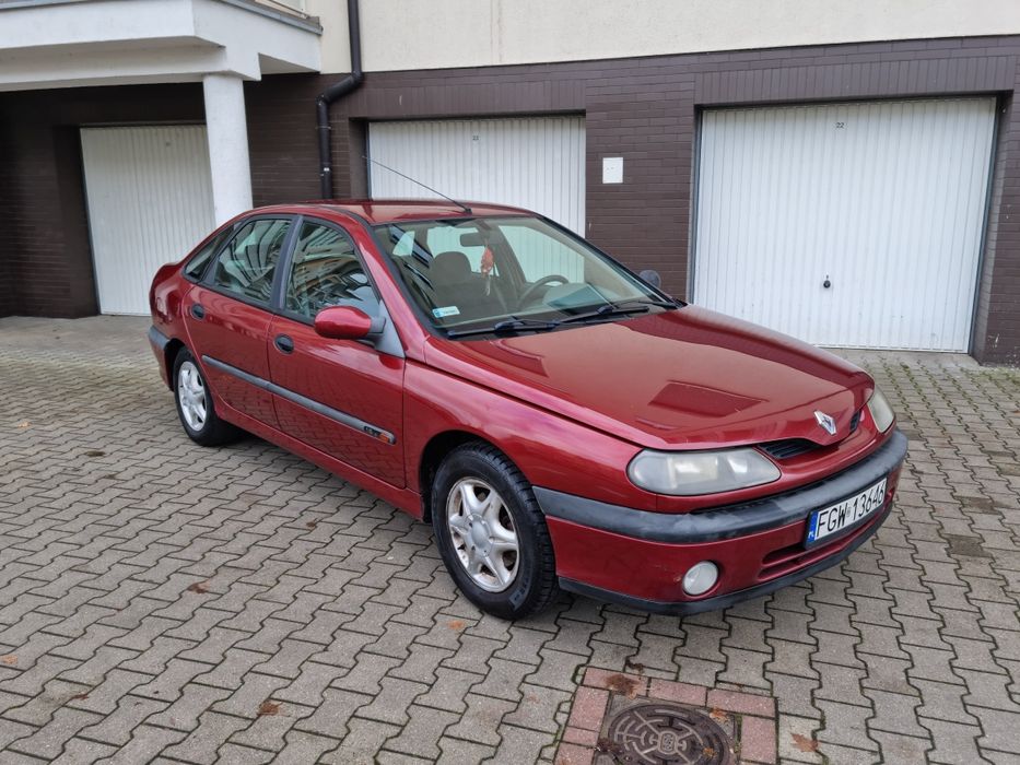 VW Laguna 1.6 Benzyna  - Długie opłaty - Sprawny