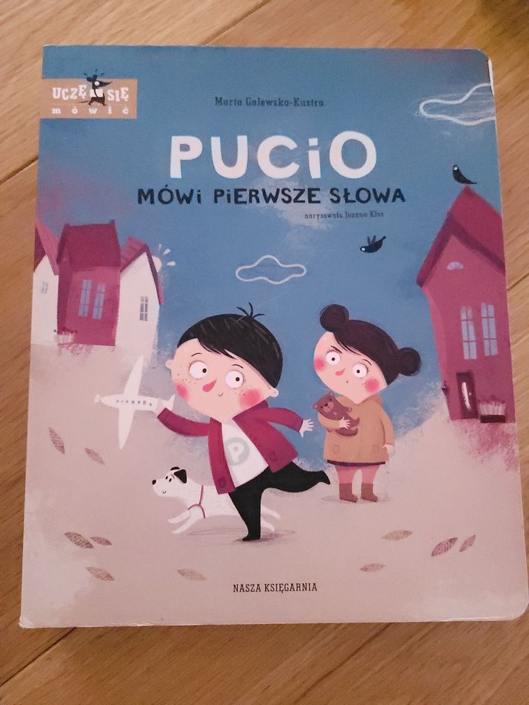 Książka Pucio mówi pierwsze słowa