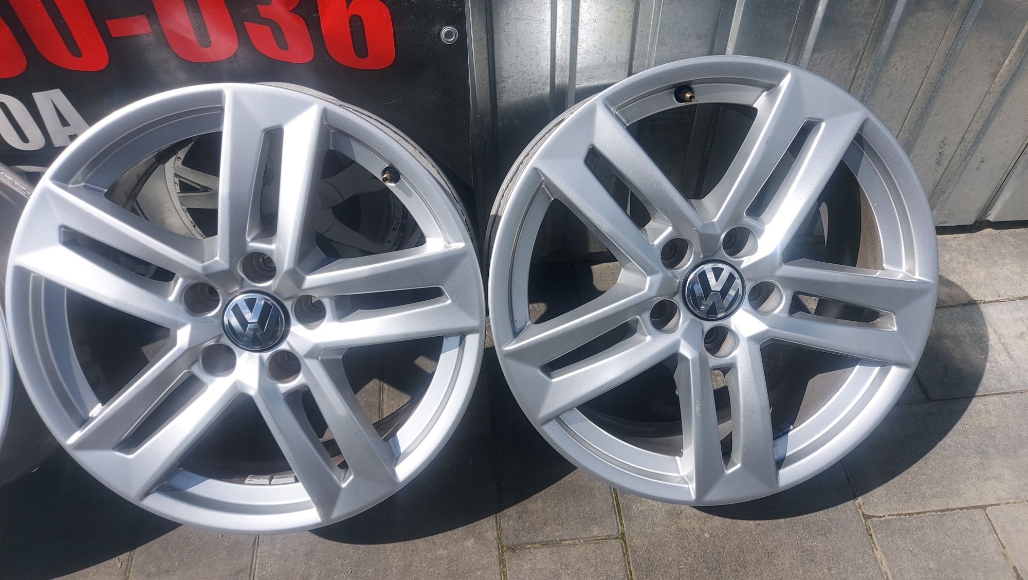 Alufelgi 17 cali 5x112 VW Golf5 6 Touran Tiguan