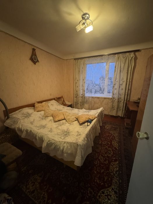 Продаж 3 кімн. квартири на Молодіжному