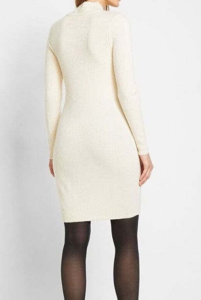 B.P.C dzianinowa sukienka ze stójką ecru ołówkowa ^32/34