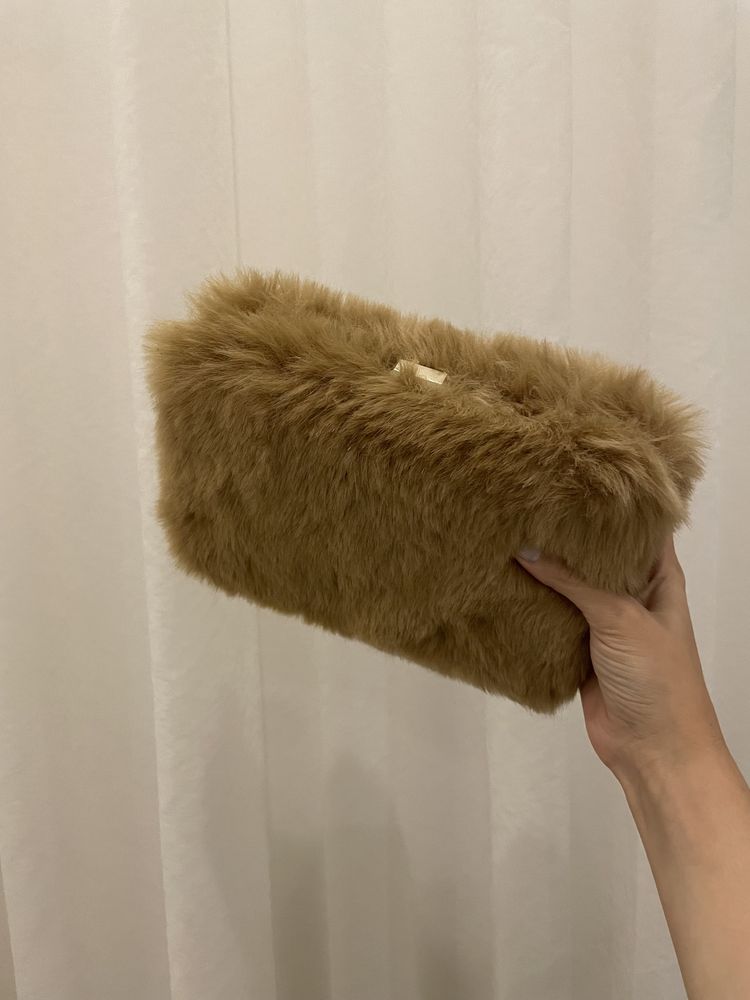 Mala clutch fake fur