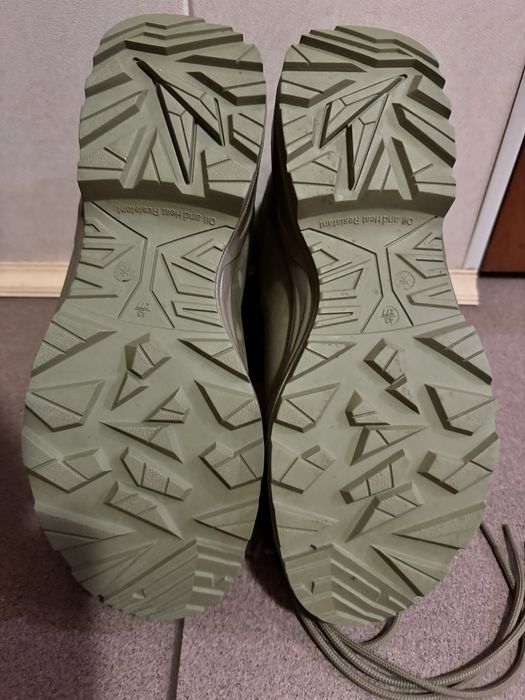 Ботинки берцы  олива