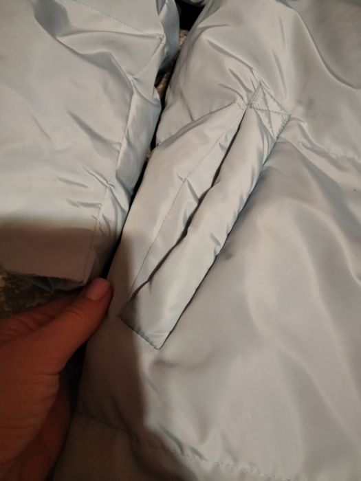 Натуральний пуховик