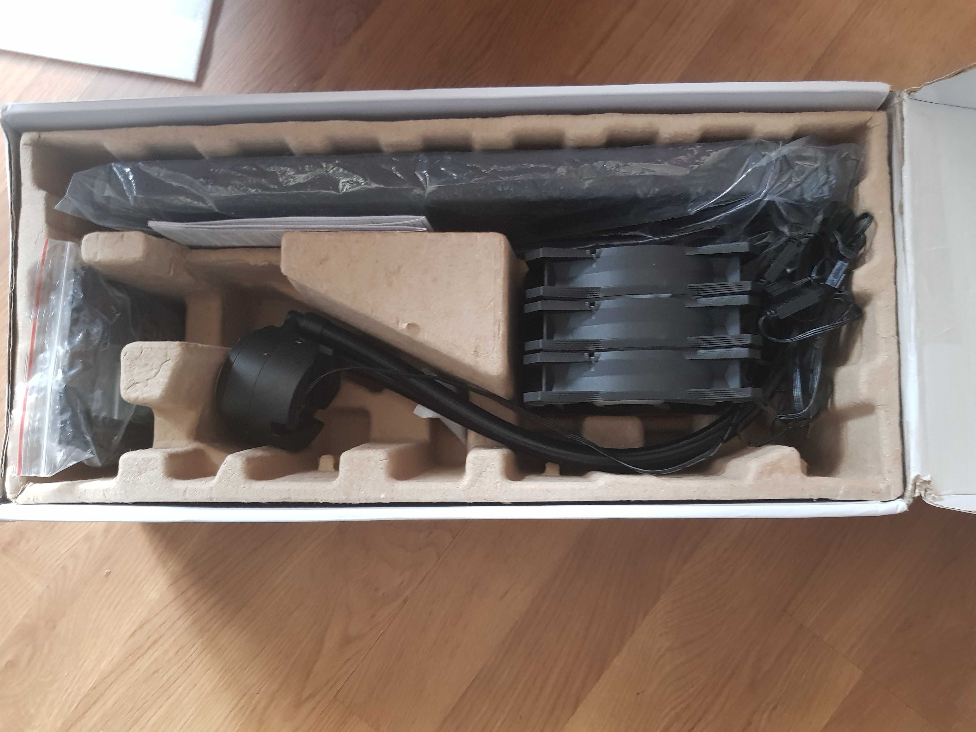 Chłodzenie wodne MSI Mag CoreLiquid 360R AIO