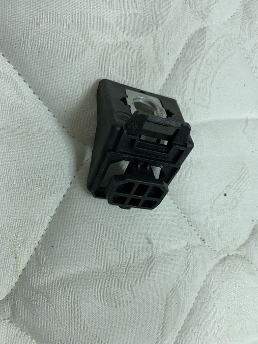 Кріплення фари  Audi Q7 Q8 Q5 Q3 A8 A7 A6 A5 A4 A3 A2 A1 E-Tron Q4 Q2