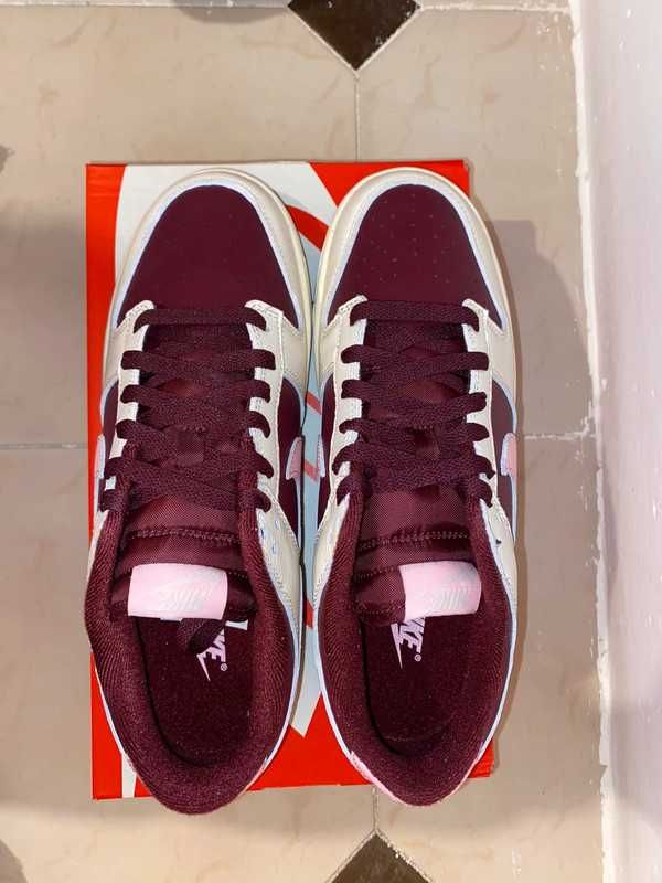 Nike Duunk Low "Night Maroon and Medium Soft Pink "37.5