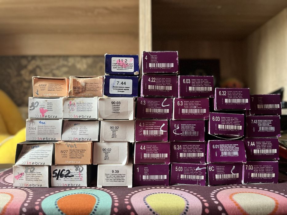 Продам одним лотом фарби для волосся