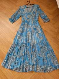 Niebieska, plisowana sukienka w białe wzory