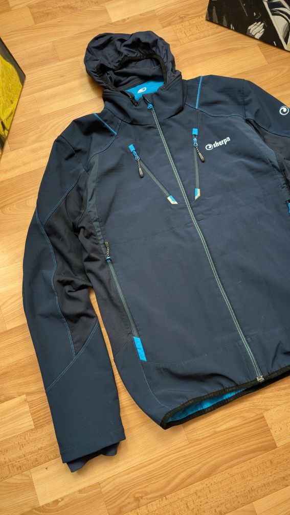 Трекінгова куртка,вітровка sherpa outdoor розмір л оригінал