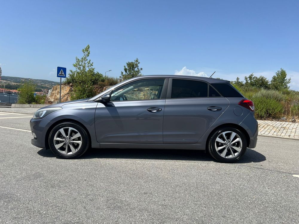 Hyundai I20 - como novo