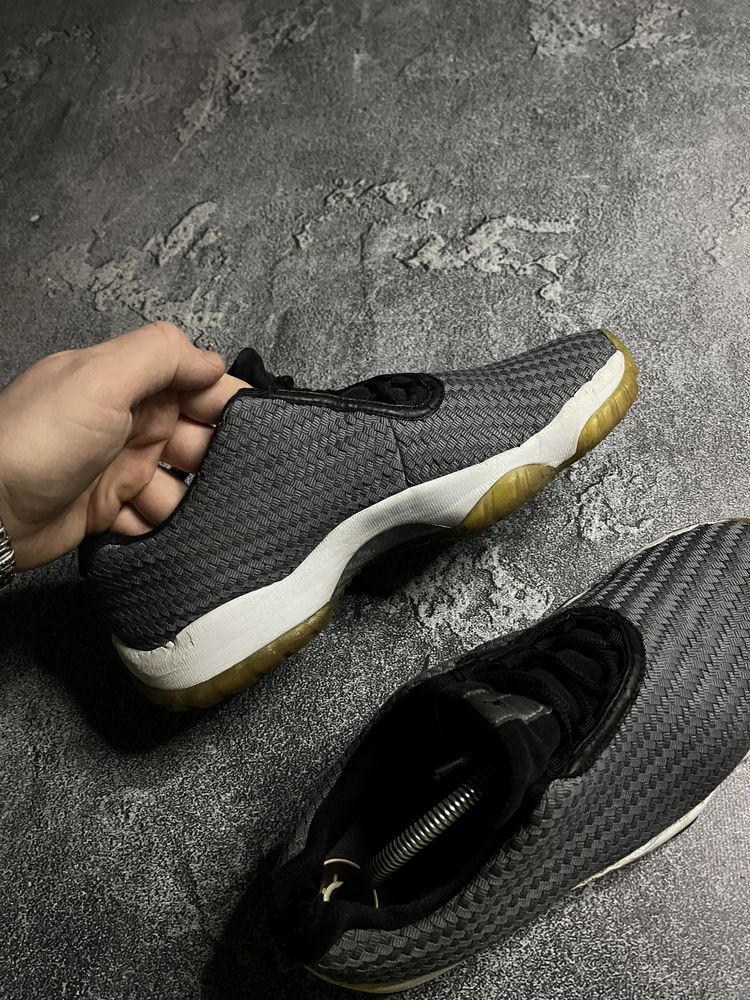 Кросівки JORDAN FUTURE NIKE AIR 42 кроссовки джордан 11 low