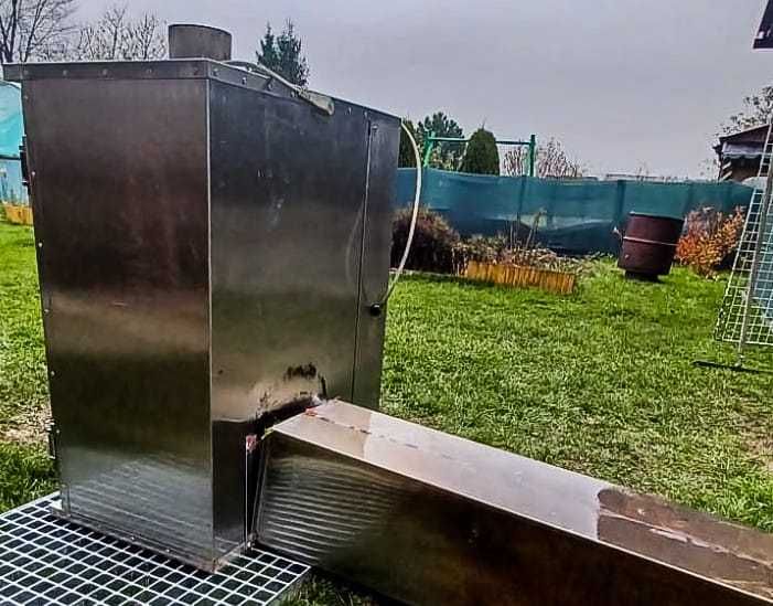 Duża Wędzarnik/wędzarnia ogrodowa