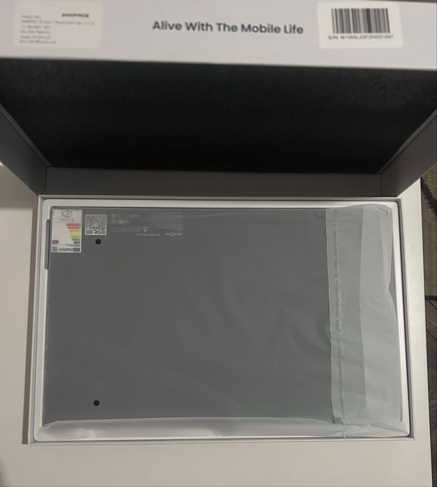 Macbook pro 13’ A1708 plus zewnętrzny monitor Arzopa.