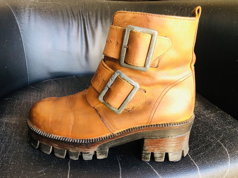 Bota de inverno em bom estado camel a castanha sao novas