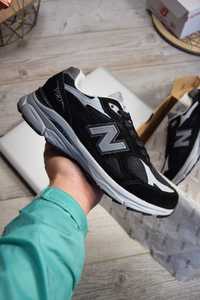 New Balance 990  Black White 

 Сезонність: Демісезон.
 Виробник: M