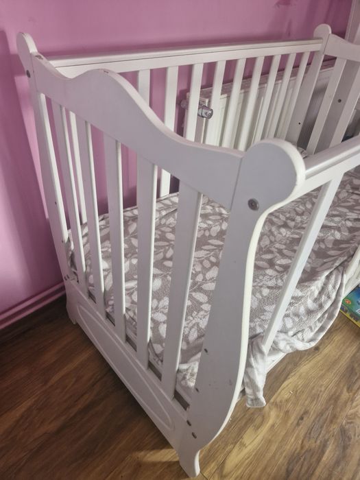 Oddam łóżeczko dla dziecka