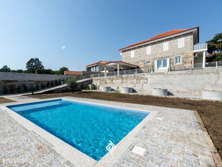 Moradia de campo dos anos 20, Felgueiras (Macieira da Lixa)