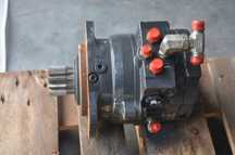 Reduktor silnik obrotu Yanmar Vio 25-4