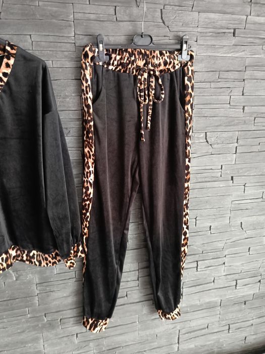 Dres welurowy czarny panterka