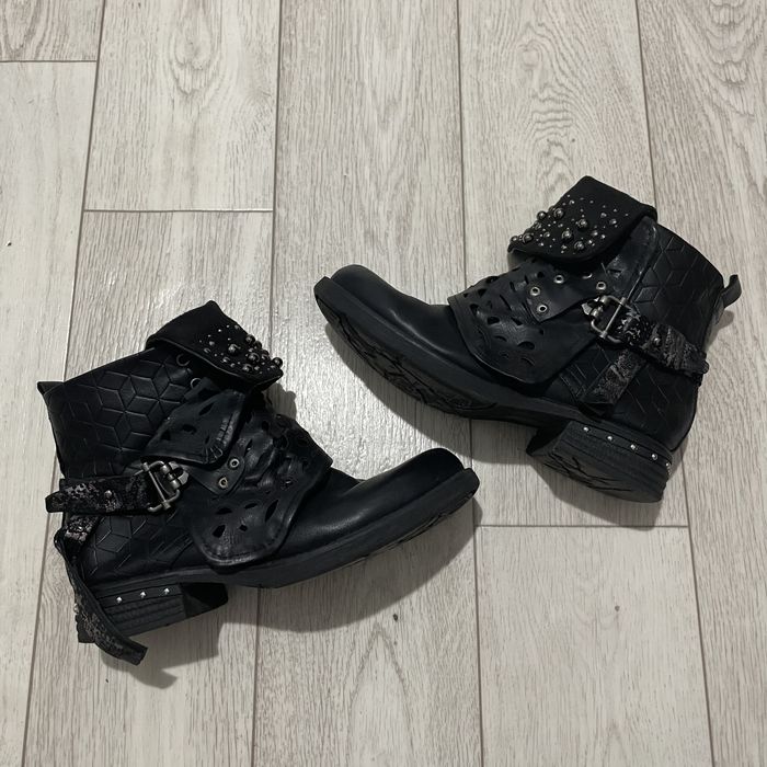 Avantgarde Leather Biker Boots