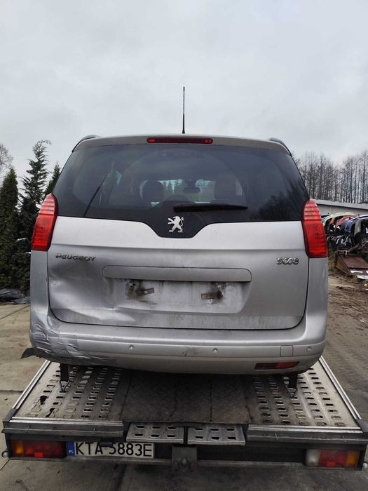 Posiadam czesci peugeot  5008   1.6 e-hdi