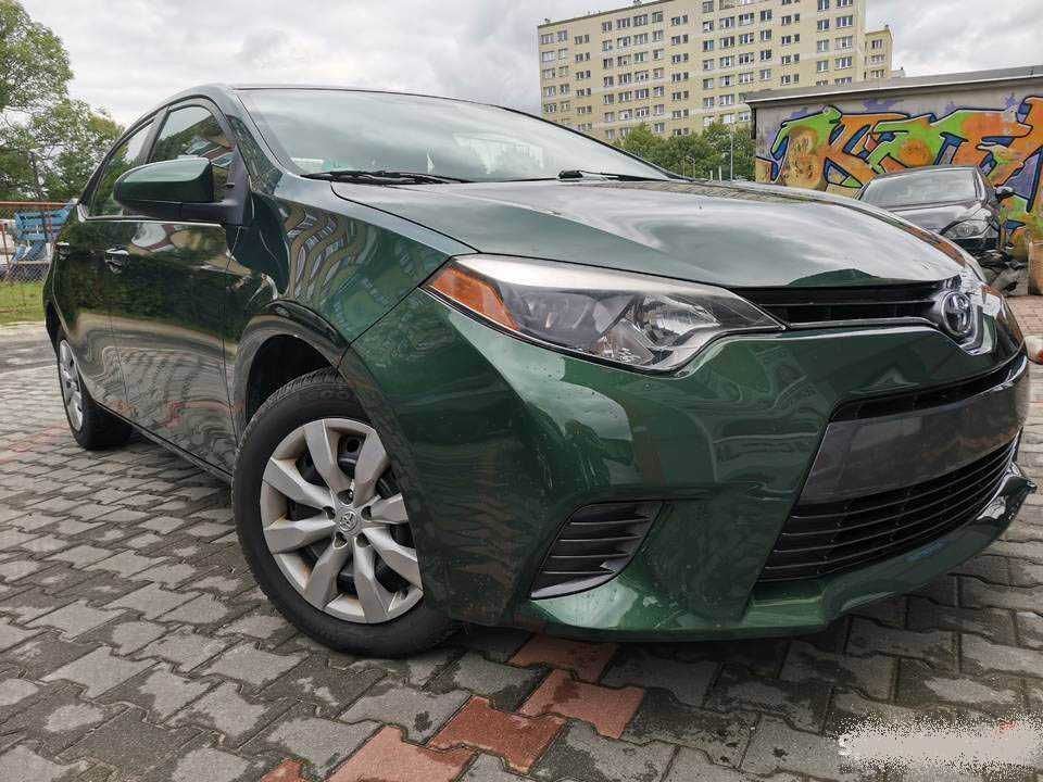 1.8 Toyota Corolla AUTOMAT FV 23% opony jak nowe kam.cofania tempomat