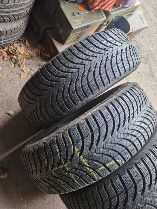 шини зима 205 60 R16 Michelin Alpin A4