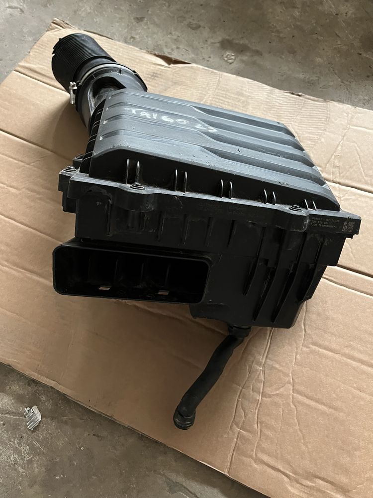 Obudowa filtra powietrza vw taigo23r t roc t cross arona polo