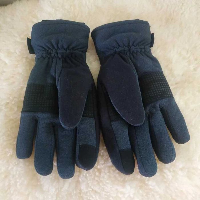 Nowe rękawiczki Under Armor
