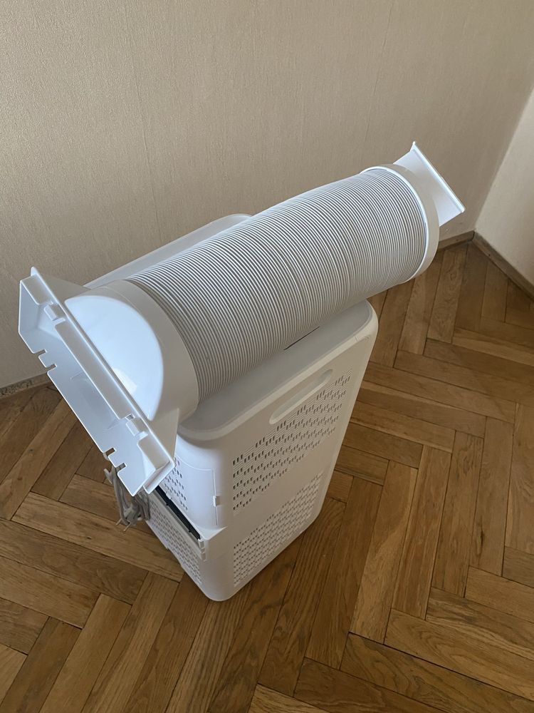 Klimatyzator Sharp UL-CO9EA-W