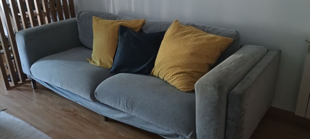 Sofá 3 lugares IKEA