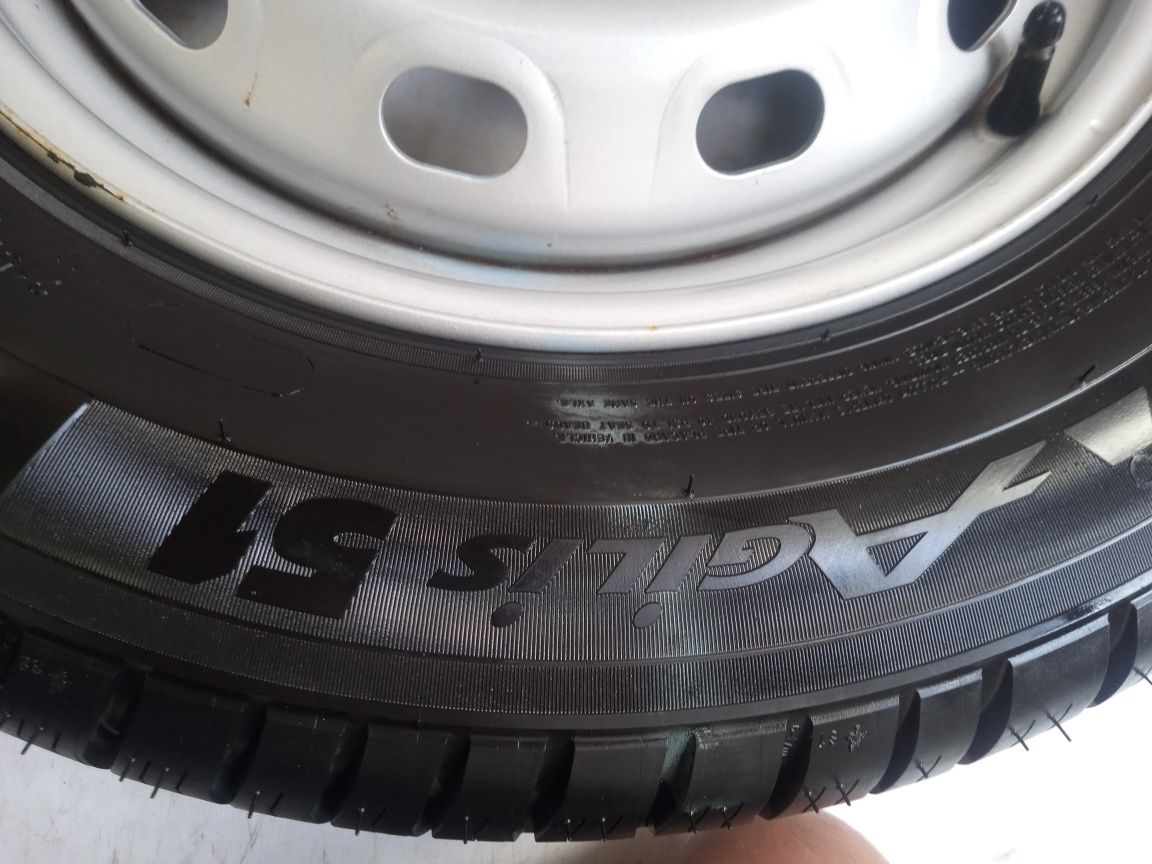 Koło zapasowe opona aTrafic Vivaro Talento 215/65R16c Michelin Agilis