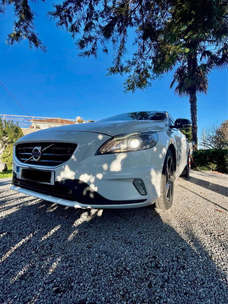 Para venda volvo v 40 R design D 2 com garantia de 24 meses