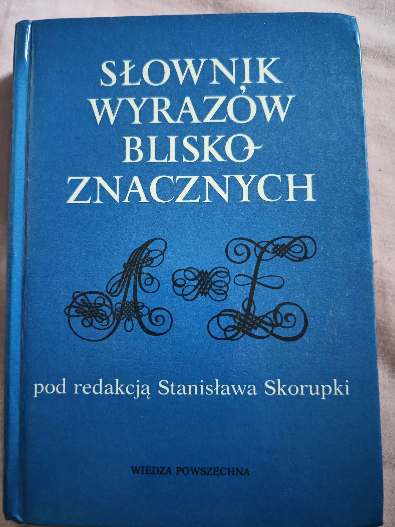 Słownik Wyrazów Bliskoznacznych