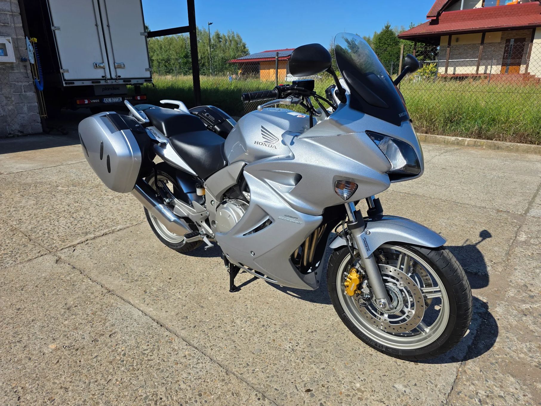 Honda CBF 1000 niski przebieg, z Niemiec stan bdb.