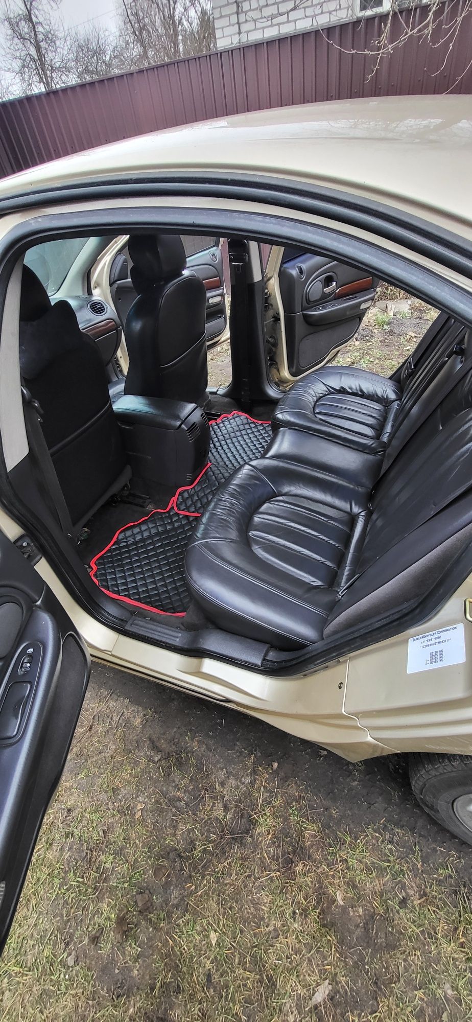 Chrysler 300m 2.7 бензин/газ  Терміново