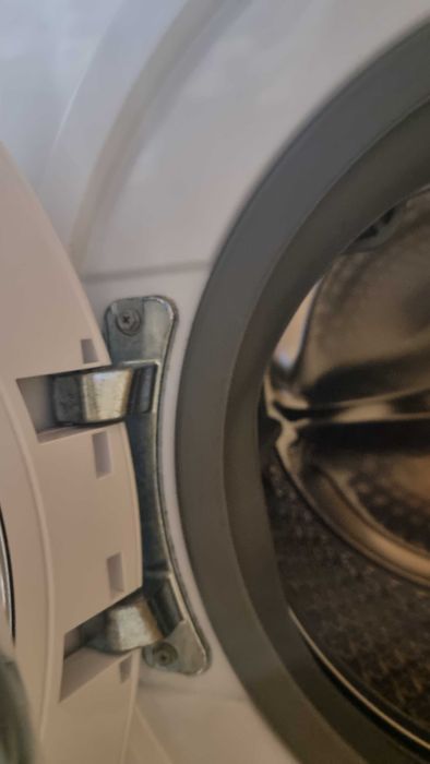 Прально-сушильна машина Electrolux