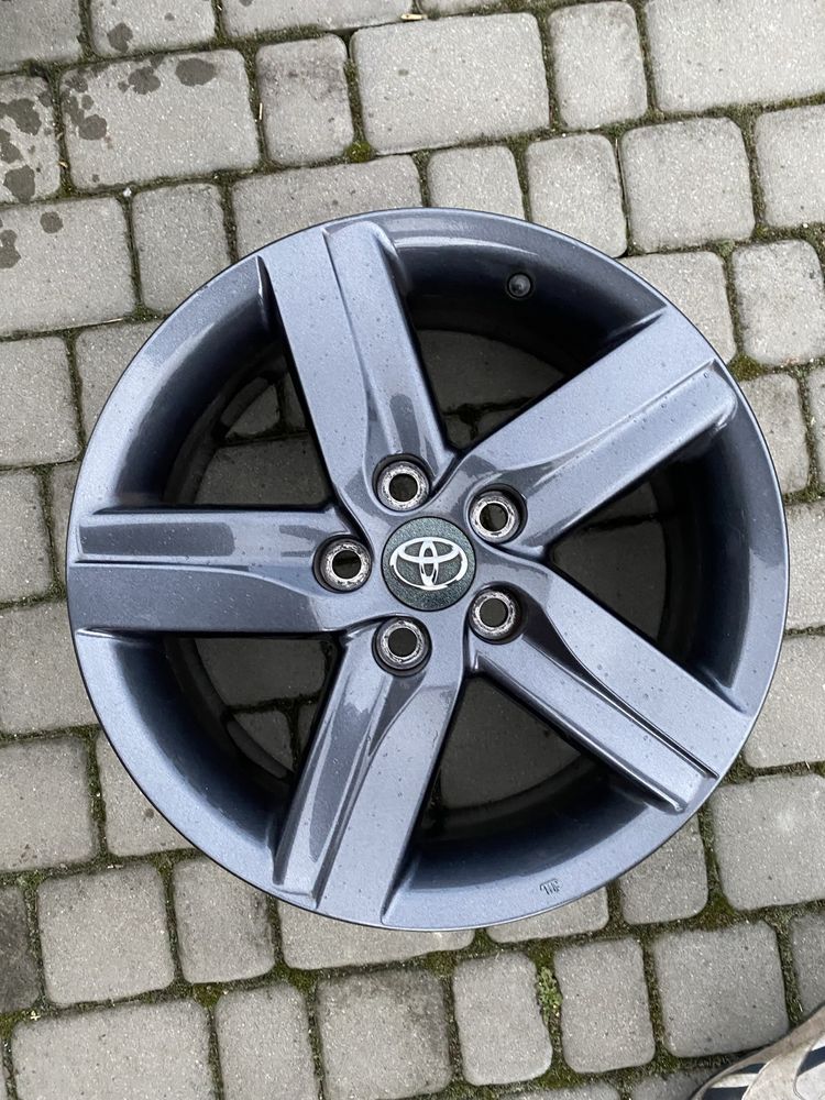 Alufelgi 5x114,3 17" Toyota Avensis Auris Corolla RAV4 Hilux Harrier