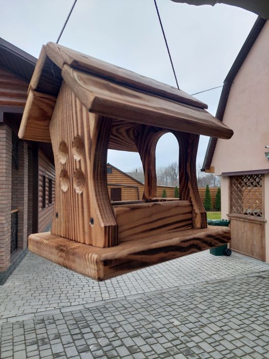 Годівничка для птахів,кормушка