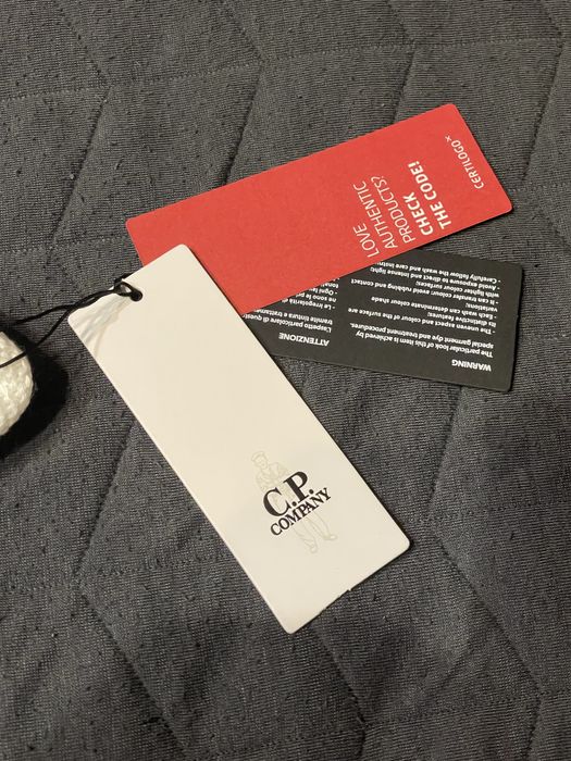 Biała kominiarka C.P. Company