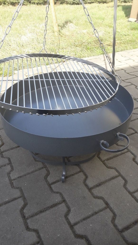 Grill ogrodowy 60 cm- ruszt,palenisko,trójnóg,plus 4