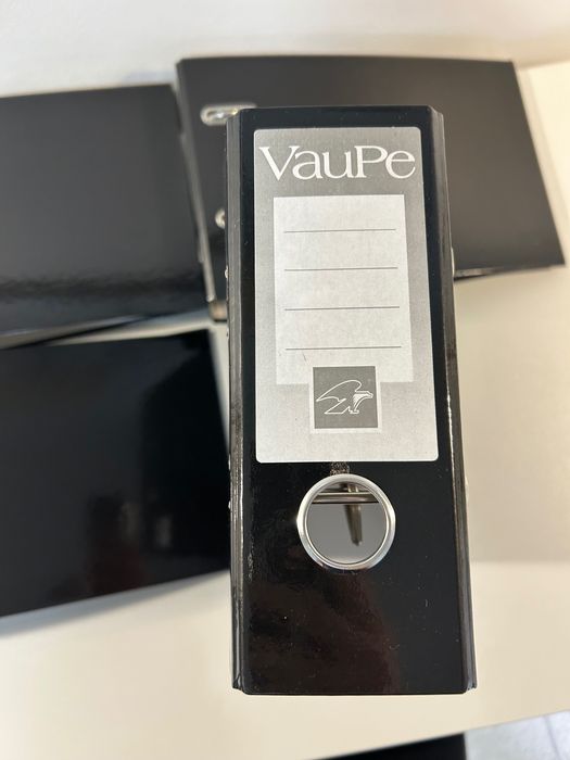 Segregatory A5/7 podłużne czarne 5 szt.