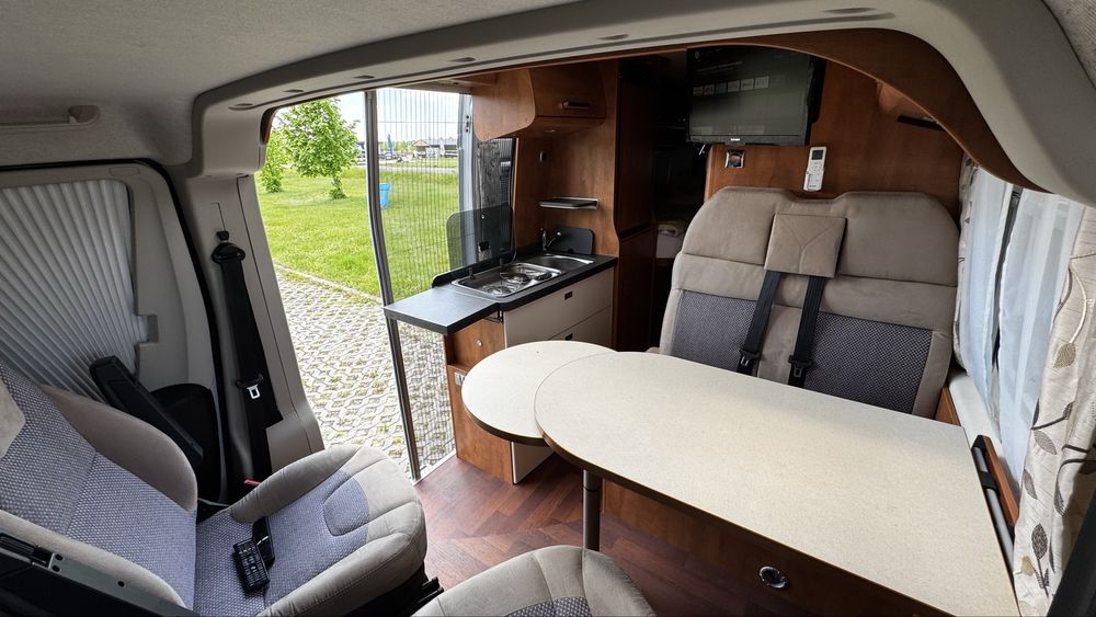 Wynajem kampervan Cathago Malibu. Gotowy na Twoja przygodę!