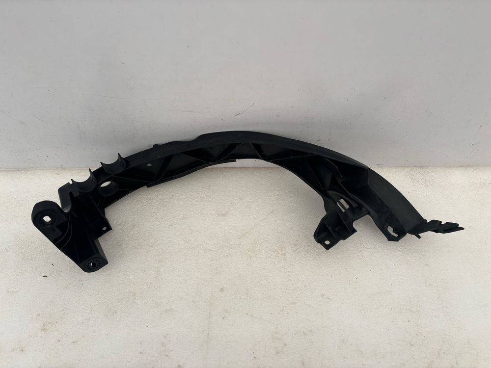 BMW 1 E81 E87 okular ślizg lampy lewy przód przedni pod lampę wspornik