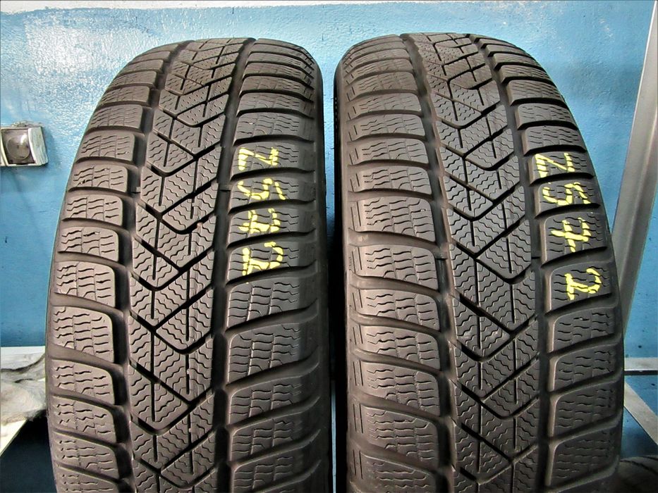 2x 205/60R17 Pirelli SottoZero 3 Winter 93H C/B/72dB 6,32mm